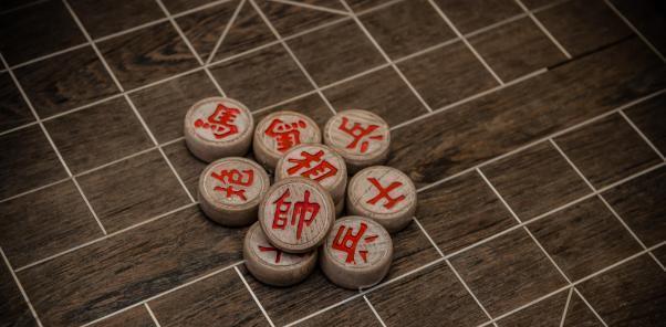 象棋耍赖全攻略（揭秘象棋中的险恶技巧，让你不再吃亏）