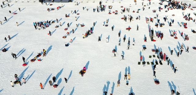 滑雪场经营技巧（提升滑雪场竞争力）