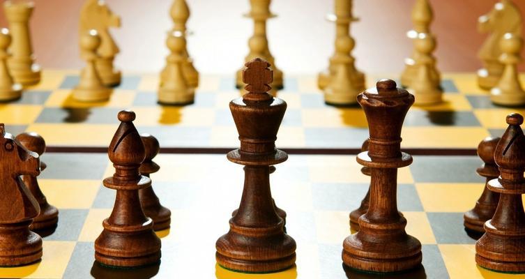 国际象棋残局技巧（如何在关键时刻赢得胜利）