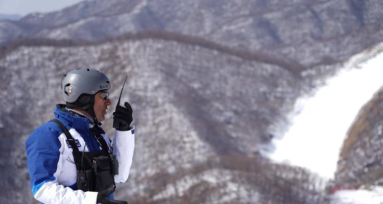 高山滑雪技巧教学（从入门到精通）