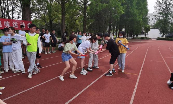 小学运动会跑步技巧详解（以正确的姿势跑步）